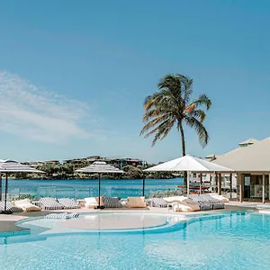 Отель Novotel Sunshine Coast